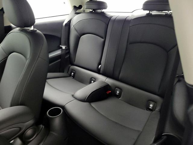 Photo of 2024 Black MINI Hardtop