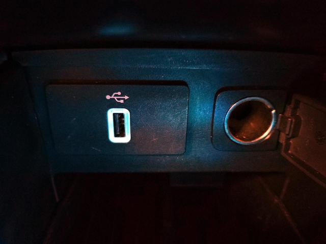 Photo of 2017 Gray Ford Explorer