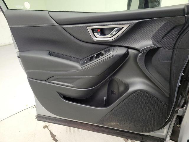 Photo of 2023 Silver Subaru Forester