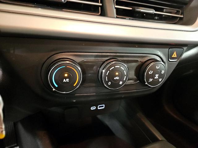 Photo of 2024 White Chevrolet Trax
