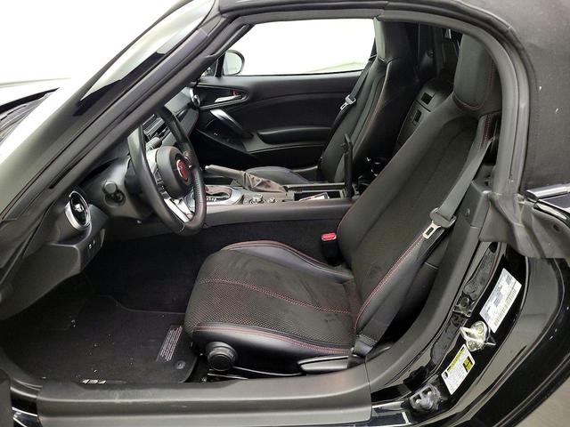 Photo of 2020 Black FIAT 124 Spider