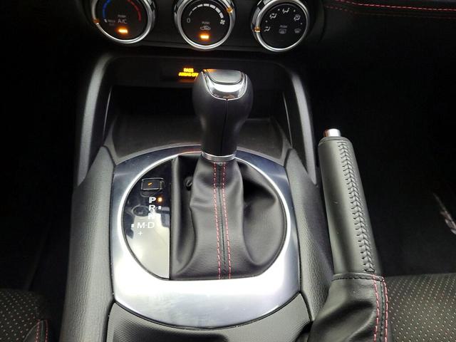 Photo of 2020 Black FIAT 124 Spider