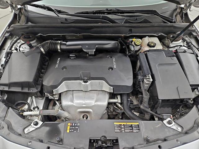 Photo of 2014 Silver Chevrolet Malibu