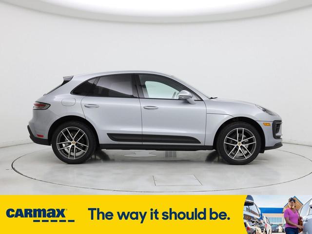Photo of 2022 Silver Porsche Macan