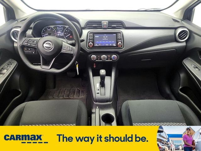 Photo of 2024 Gray Nissan Versa
