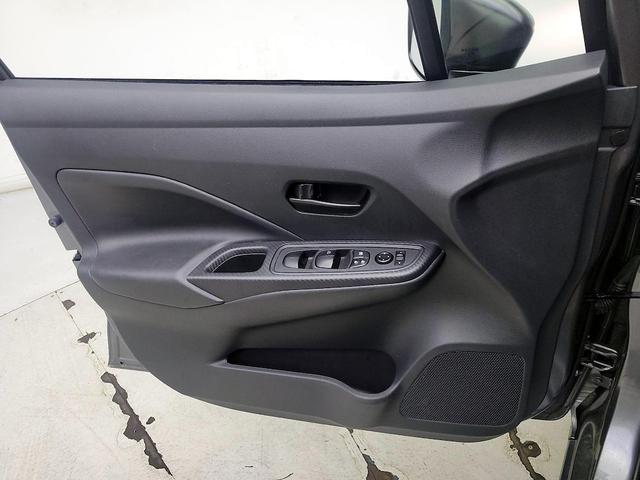 Photo of 2024 Gray Nissan Versa