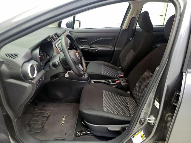 Photo of 2024 Gray Nissan Versa