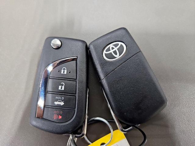 Photo of 2020 Blue Toyota Corolla