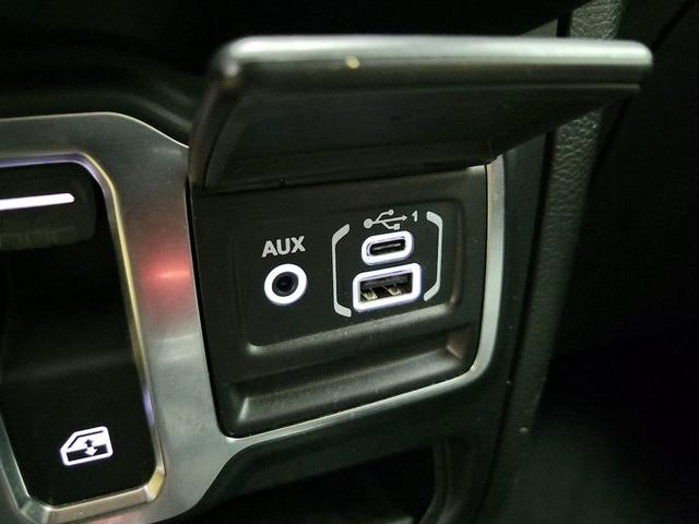 Photo of 2020 Red Jeep Wrangler