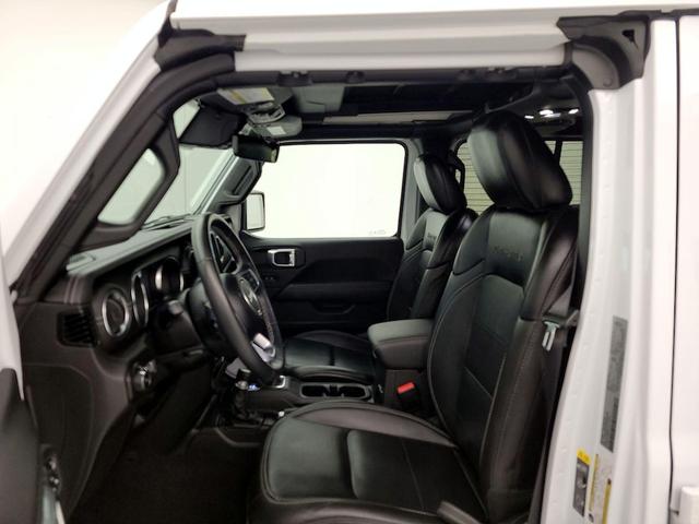 Photo of 2021 White Jeep Wrangler