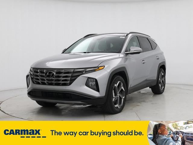 Photo of 2023 Silver Hyundai TUCSON Hybrid