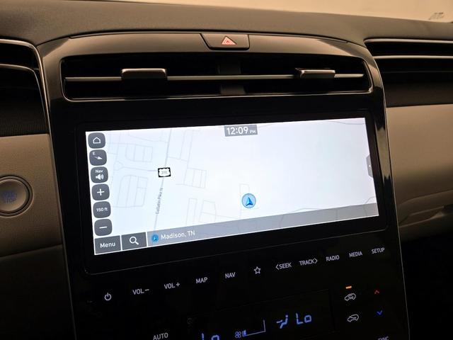 Photo of 2023 Silver Hyundai TUCSON Hybrid