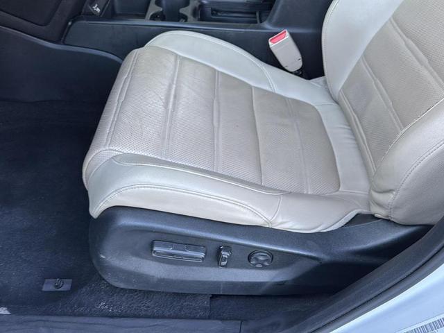 Photo of 2020 Platinum White Pearl Honda CR-V