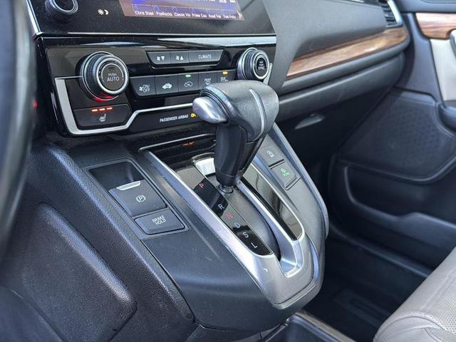 Photo of 2020 Platinum White Pearl Honda CR-V