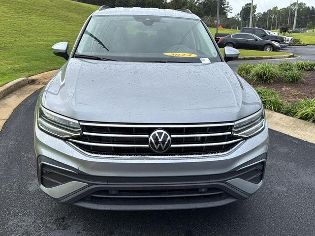Photo of 2024 Pyrite Silver Metallic Volkswagen Tiguan