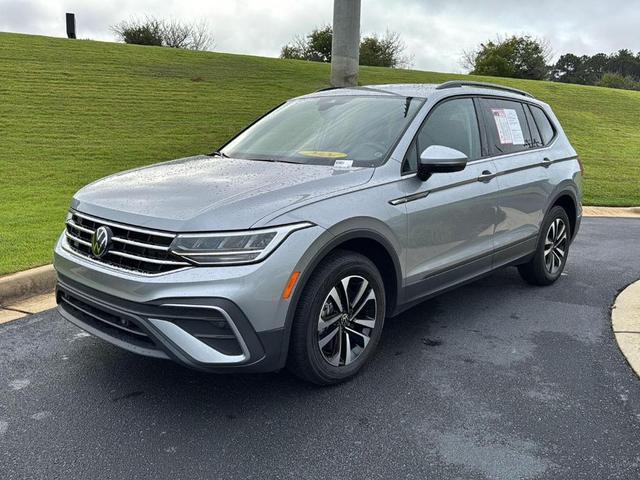 Photo of 2024 Pyrite Silver Metallic Volkswagen Tiguan