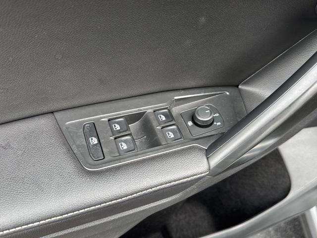 Photo of 2024 Pyrite Silver Metallic Volkswagen Tiguan