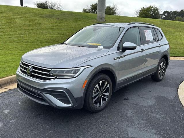 Photo of 2024 Pyrite Silver Metallic Volkswagen Tiguan