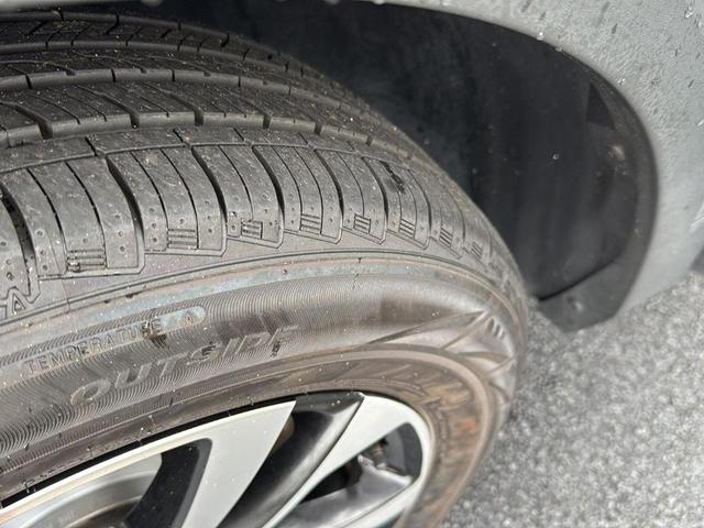 Photo of 2024 Pyrite Silver Metallic Volkswagen Tiguan