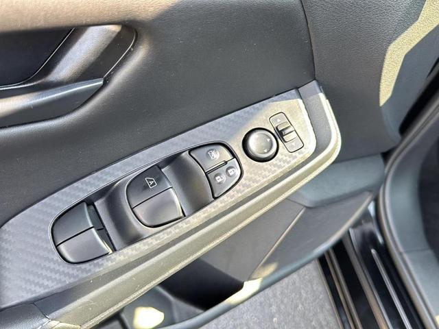 Photo of 2024 Black Nissan Sentra