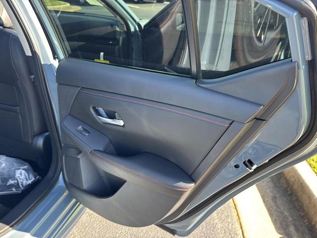 Photo of 2025 Atlantic Gray M Nissan Sentra