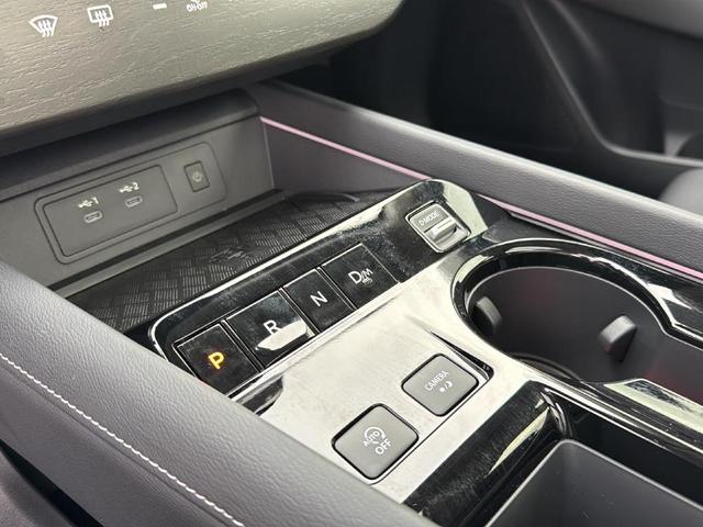 Photo of 2025 Everest White P Nissan Murano