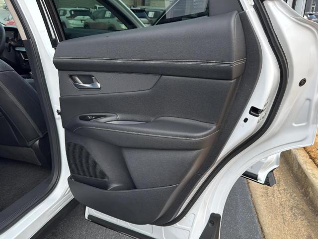 Photo of 2025 Everest White P Nissan Murano