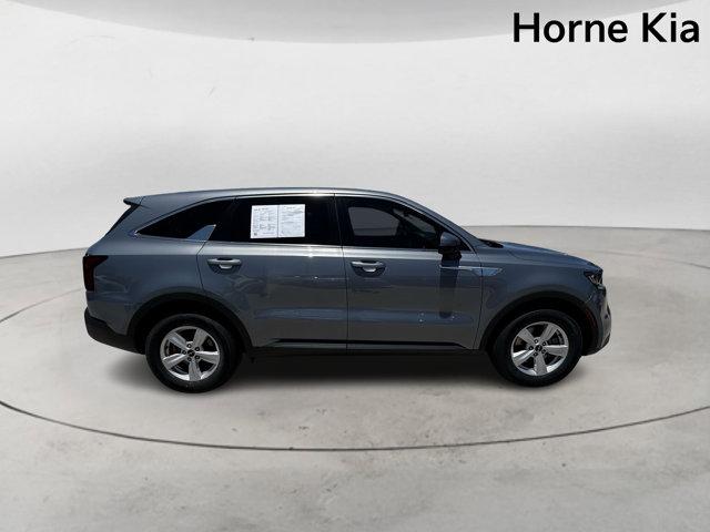Photo of 2022 Everlasting Silver Kia Sorento