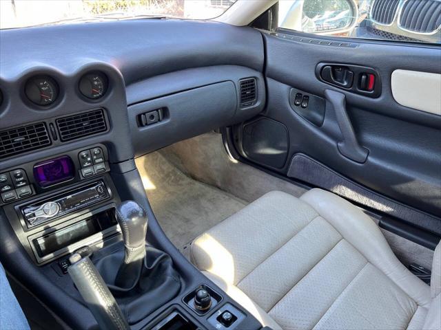 Photo of 1992 Beige Dodge Stealth