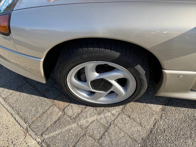 Photo of 1992 Beige Dodge Stealth