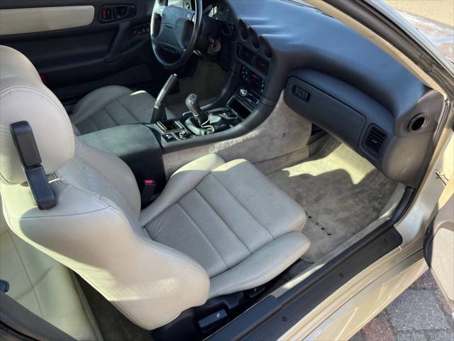 Photo of 1992 Beige Dodge Stealth