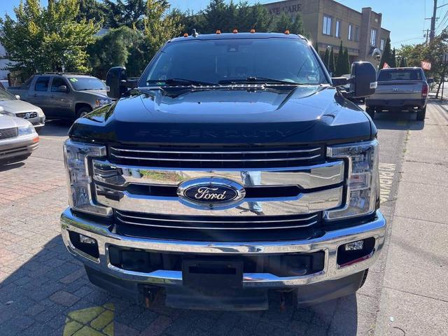 Photo of 2019 Agate Black Metallic Ford F-250