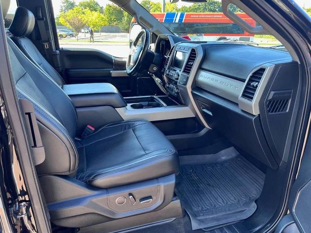 Photo of 2019 Agate Black Metallic Ford F-250