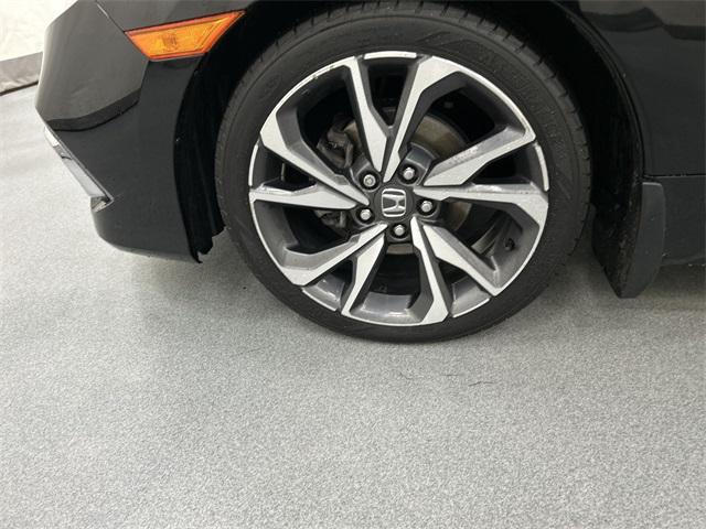 Photo of 2020 Crystal Black Pearl Honda Civic