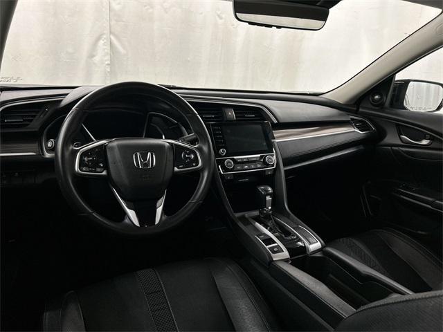 Photo of 2020 Crystal Black Pearl Honda Civic