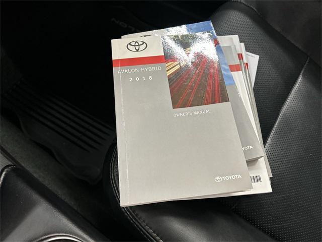Photo of 2018 Sizzling Crimson Mica Toyota Avalon Hybrid
