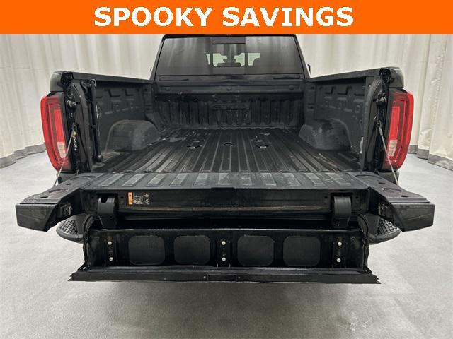Photo of 2022 Onyx Black GMC Sierra 2500