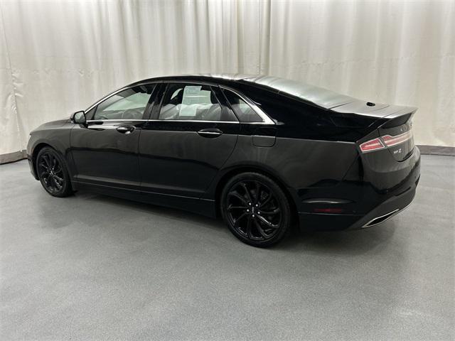Photo of 2020 Infinite Black Metallic Lincoln MKZ