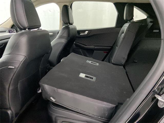 Photo of 2020 Agate Black Metallic Ford Escape