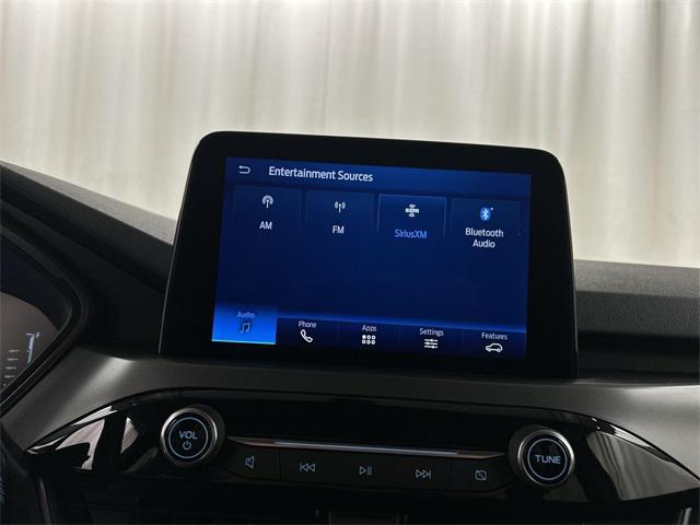 Photo of 2024 Oxford White Ford Escape