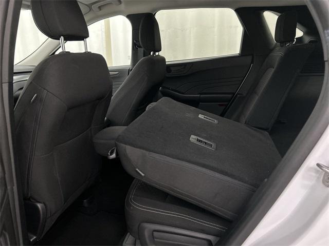 Photo of 2024 Oxford White Ford Escape