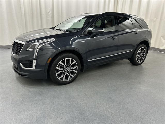 Photo of 2021 Gray Cadillac XT5