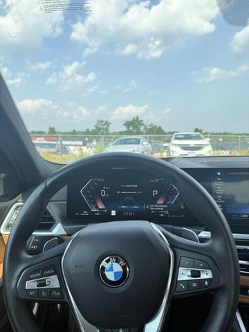 Photo of 2024 Black Sapphire Metallic BMW 330