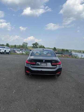 Photo of 2024 Black Sapphire Metallic BMW 330