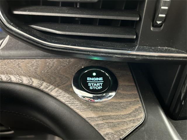 Photo of 2020 Agate Black Metallic Ford Explorer