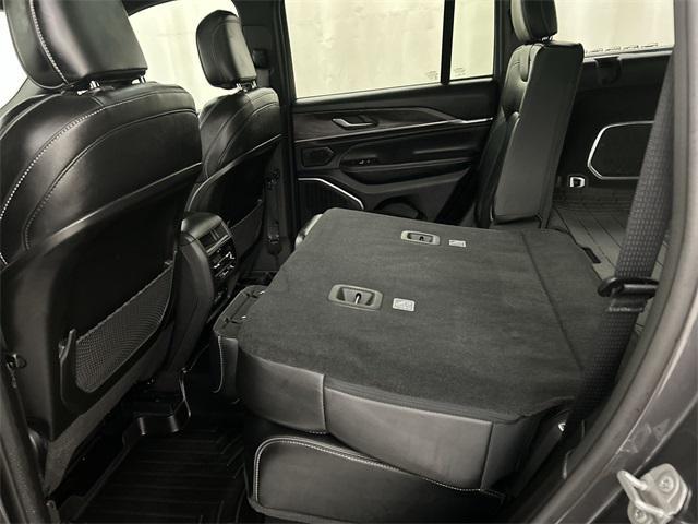 Photo of 2023 Baltic Gray Metallic Clearcoat Jeep Grand Cherokee