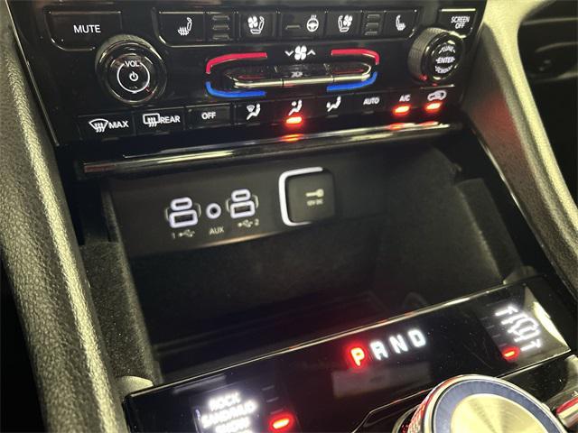 Photo of 2023 Baltic Gray Metallic Clearcoat Jeep Grand Cherokee