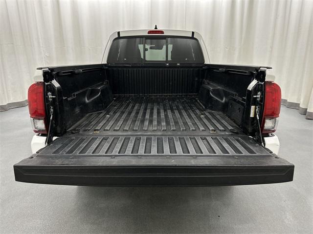 Photo of 2021 Super White Toyota Tacoma