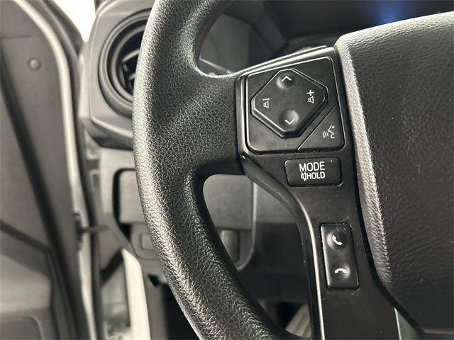 Photo of 2021 Super White Toyota Tacoma