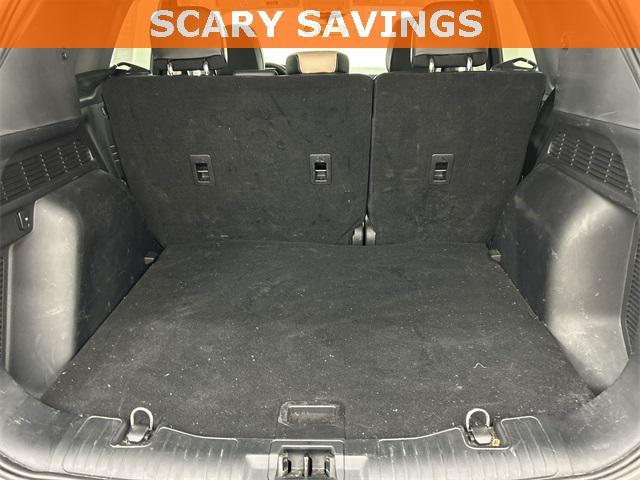 Photo of 2022 Star White Metallic Tri-Coat Ford Escape